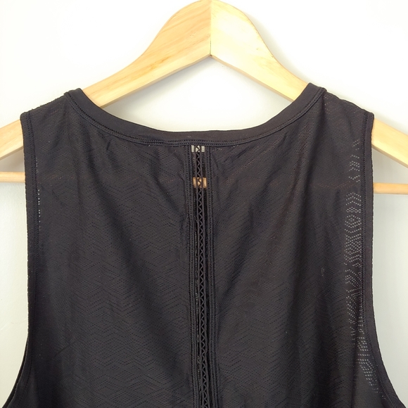 Lululemon Ivivva Hit the Heat Tank Top Cropped Black Size 14 Girls - Picture 11 of 15